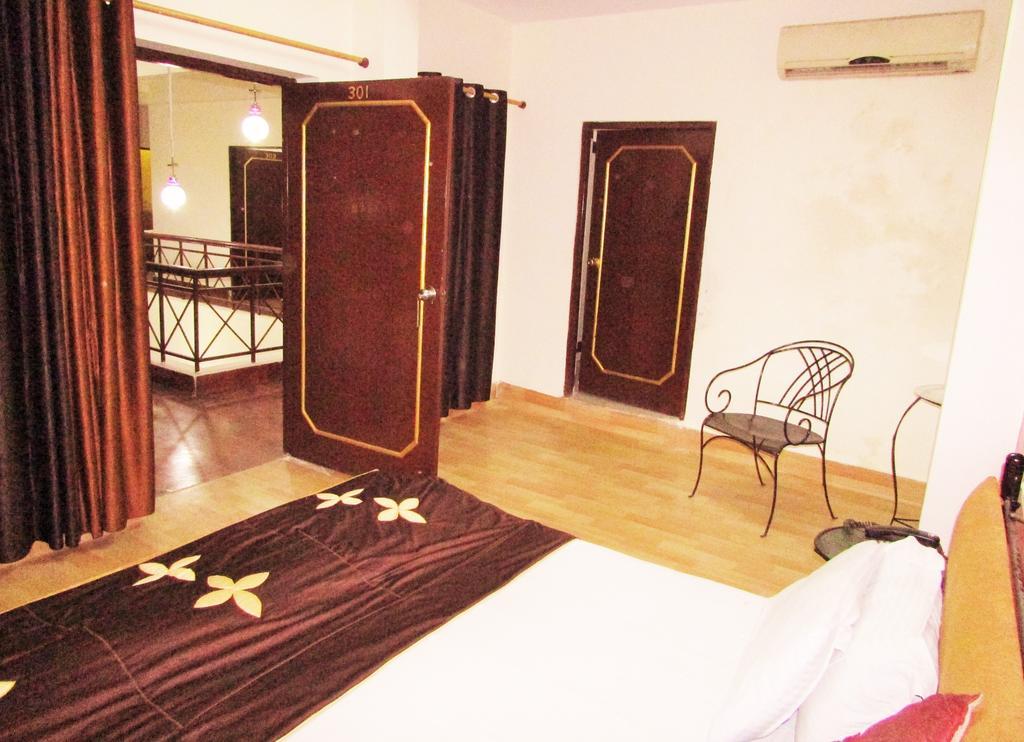 Hotel Haveli Of Jaipur Bagian luar foto
